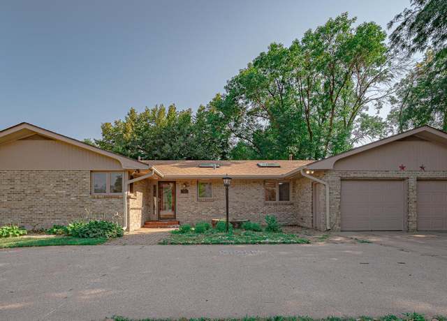 Property at 518 E 32nd St, South Sioux City, NE 68776, 3 beds, 2.5 baths