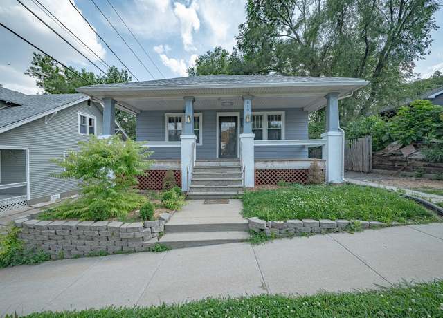 Property at 810 23rd St, Sioux City, IA 51104, 3 beds, 2 baths