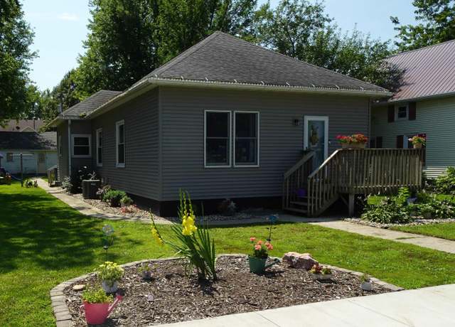 Property at 107 E 5th St, Sanborn, IA 51248, 3 beds, 1 bath