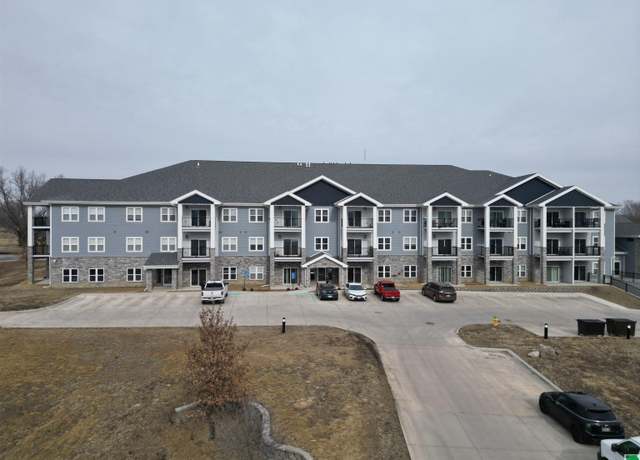 Property at 201 Sunrise Park Rd #202, Storm Lake, IA 50588, 3 beds, 2 baths