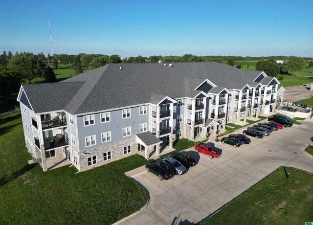 Property at 201 Sunrise Park Rd #202, Storm Lake, IA 50588, 3 beds, 2 baths