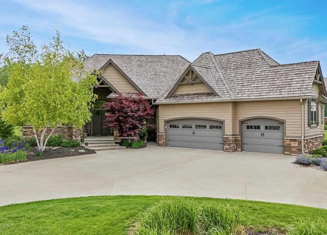 Property at 781 Crooked Tree Ln, Dakota Dunes, SD 57049, 4 beds, 3.5 baths