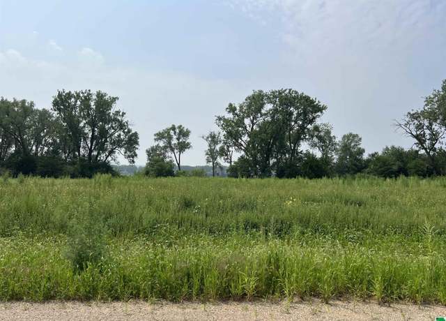 Property at 46035 Daniel Pl, Vermillion, SD 57069