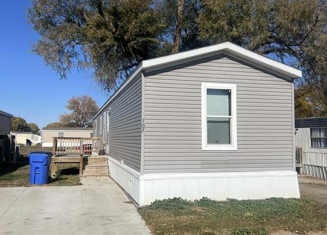 Property at 833 E Duke #107 St, Vermillion, SD 57069, 3 beds, 2 baths
