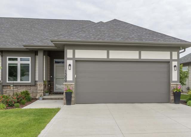 Property at 1399 Belmont Park Ave, No. Sioux City, SD 57049, 2 beds, 2 baths