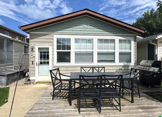 Property at 15964 Highway 86 #19, Spirit Lake, IA 51360, 2 beds, 2 baths