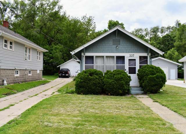 Property at 227 S Judd St, Sioux City, IA 51103, 1 bed, 1 bath