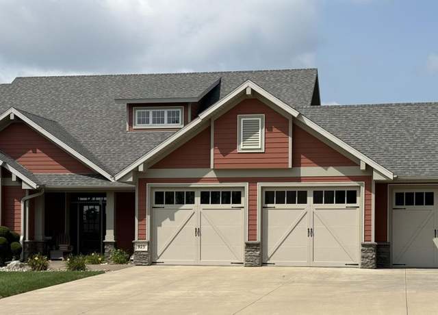 Property at 925 Sunrise Trl, Sioux Center, IA 51250, 5 beds, 3 baths