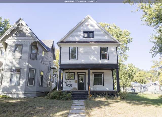 Property at 1605 Ross St, Sioux City, IA 51103, 4 beds, 1 bath