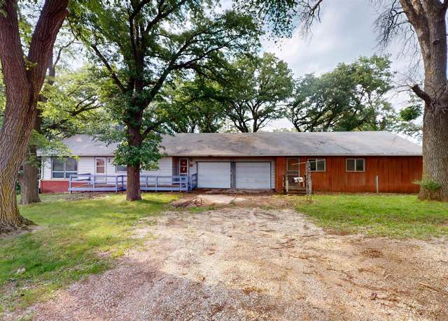 Property at 1521 600th St, Cherokee, IA 51012, 2 beds, 1.5 baths