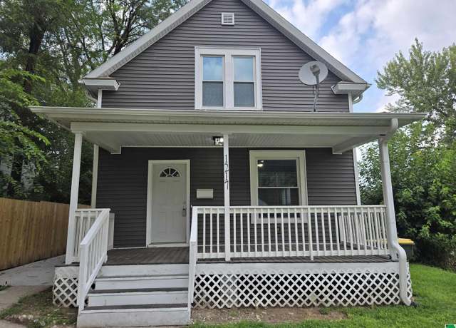Property at 1217 22nd St, Sioux City, IA 51104, 3 beds, 1.5 baths