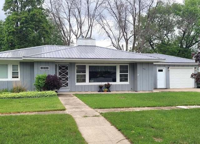 Property at 440 N Welch Ave, Primghar, IA 51245, 2 beds, 2.5 baths