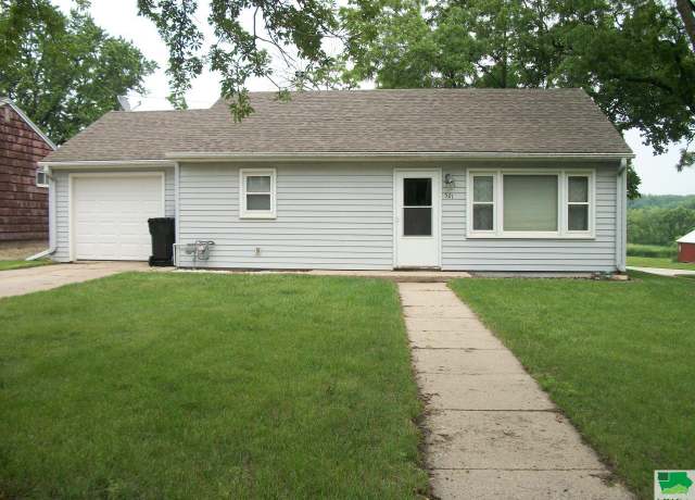 Property at 521 Park Ave, Cherokee, IA 51012, 2 beds, 1 bath