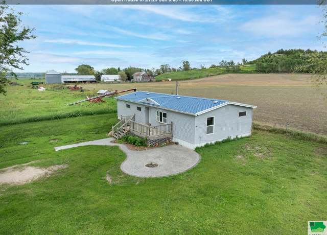 Property at 30596 Co Hwy E 16, Ticonic, IA 51010, 3 beds, 1 bath