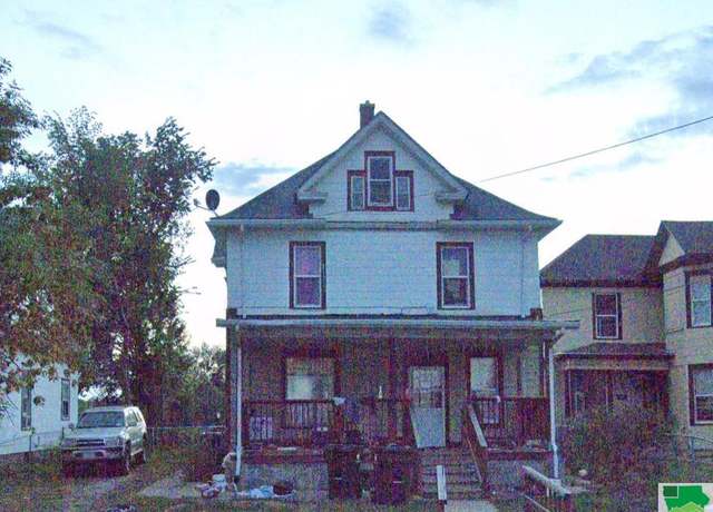 Property at 1519 Court St, Sioux City, IA 51104, 3 beds, 2 baths