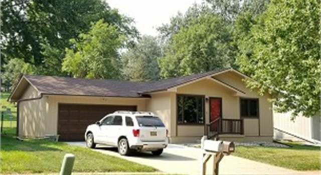 Photo of 4412 Applewood Ave, Sioux City, IA 51106