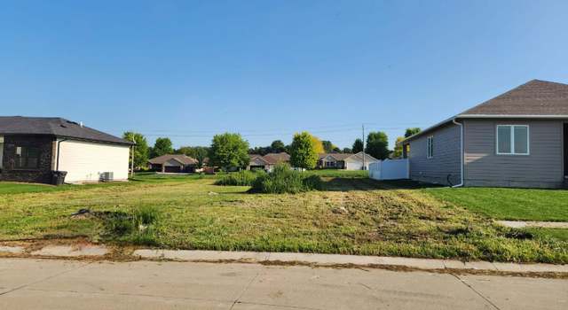 Photo of 121 19th St SE, Lemars, IA 51031