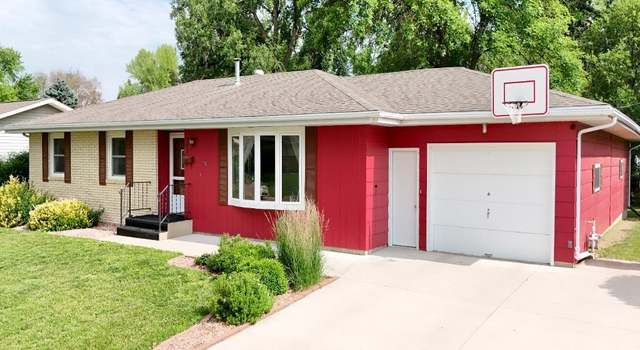 Photo of 942 Ridgecrest Dr, Vermillion, SD 57069