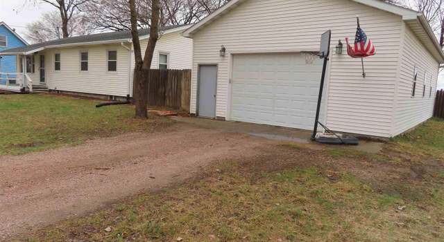 Photo of 447 North Shore Dr, South Sioux City, NE 68776