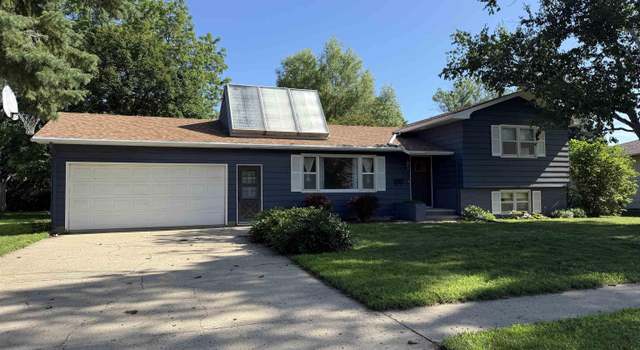 Photo of 946 E Lewis St, Vermillion, SD 57069