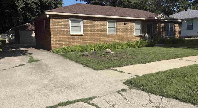 Photo of 915 Pinecrest Dr, Storm Lake, IA 50588