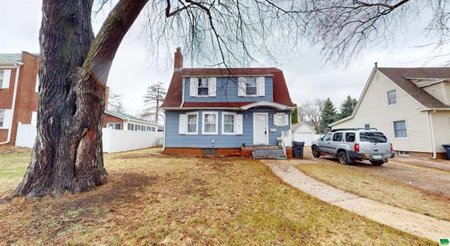 Photo of 1215 W 6th St, Storm Lake, IA 50588