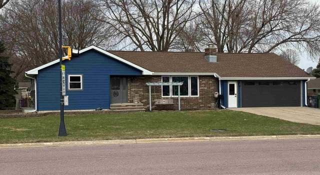 Photo of 1001 S Greene St, Rock Rapids, IA 51246