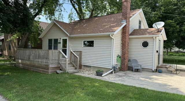 Photo of 1020 9th St, Sibley, IA 51249