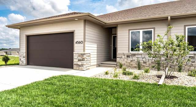 Photo of 4560 Badger Ct, Sioux City, IA 51106