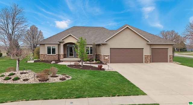 Photo of 6765 Cantebury Ct, Sioux City, IA 51106