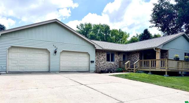 Photo of 420 Cedar St, Sloan, IA 51055