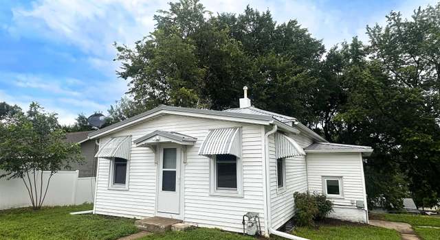 Photo of 2848 S Lakeport St, Sioux City, IA 51106