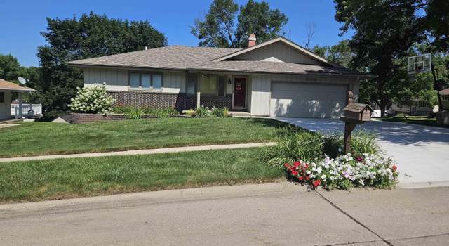 Photo of 3118 S Cedar St, Sioux City, IA 51106