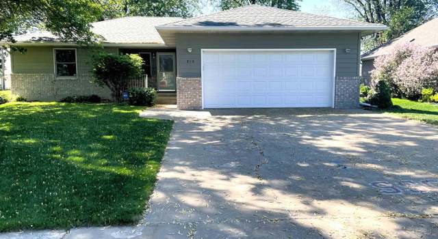 Photo of 212 Regency Pkwy, South Sioux City, NE 68776