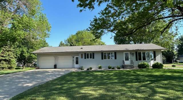 Photo of 1309 Webb St, Boyden, IA 51234