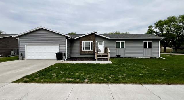 Photo of 401 S Walnut St, Elk Point, SD 57025