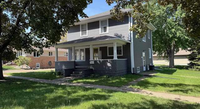 Photo of 316 Arizona Ave Ave NW, Orange City, IA 51041