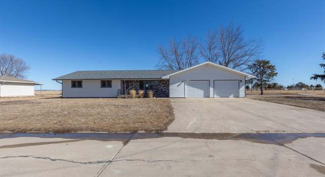 Photo of 308 Eastview Dr, Sloan, IA 51055