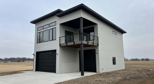 Photo of 903 Lakeshore Dr, Lakeside, IA 50588