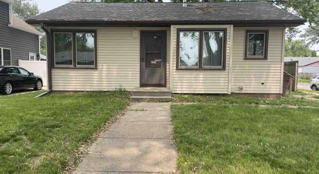 Photo of 227 E 30 St, South Sioux City, NE 68776