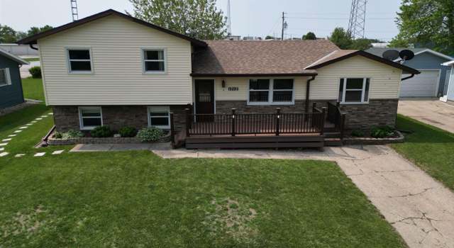 Photo of 1712 Rose Ln, Storm Lake, IA 50588