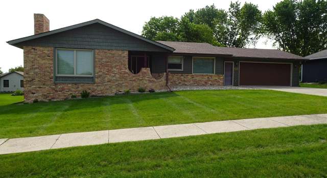Photo of 621 22nd Ave, Sheldon, IA 51201