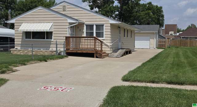 Photo of 209 E 23rd St, South Sioux City, NE 68776