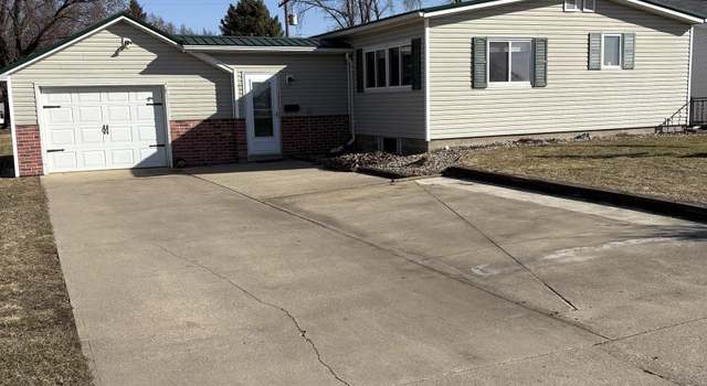 Photo of 633 Iowa St, Granville, IA 51022
