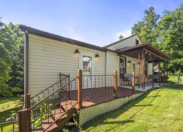 Property at 716 N 1st St, Flatwoods, KY 41101, 3 beds, 2 baths