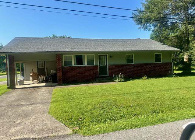 Property at 140 Riverside Dr, Worthington, KY 41183, 3 beds, 1.5 baths