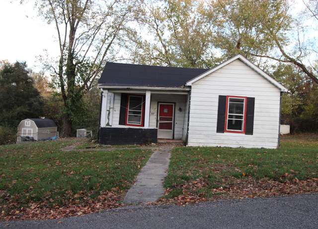 Property at 617 Long Street St, Ashland, KY 41101, 2 beds, 1 bath