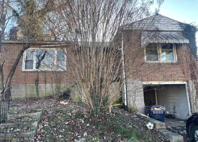 Property at 1810 Beech Street St, Ashland, KY 41101, 2 beds, 1 bath