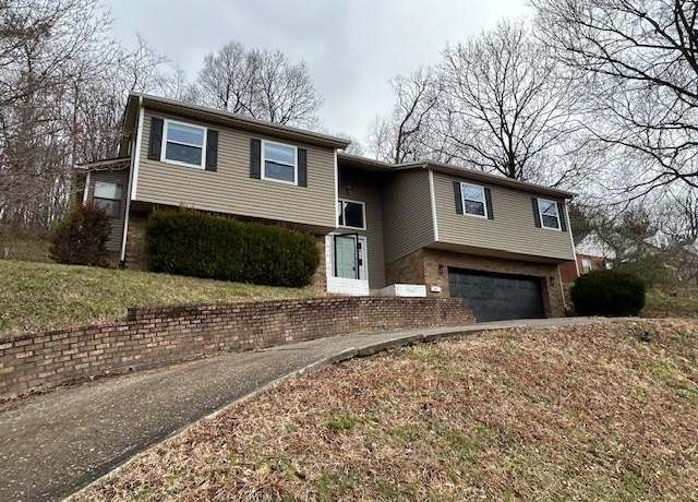 Property at 2631 Forest Ave Ave, Ashland, KY 41101, 3 beds, 3 baths