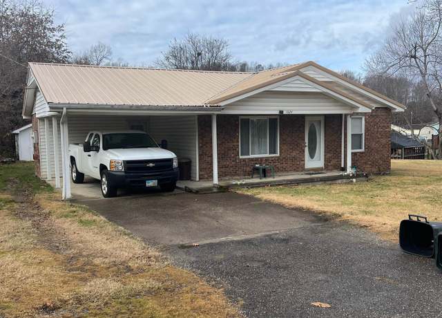 Property at 1024 Sterling Ct, Ashland, KY 41102, 2 beds, 2 baths